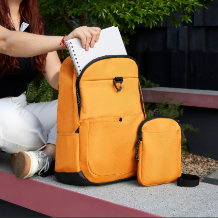 MOCHILA DOKU