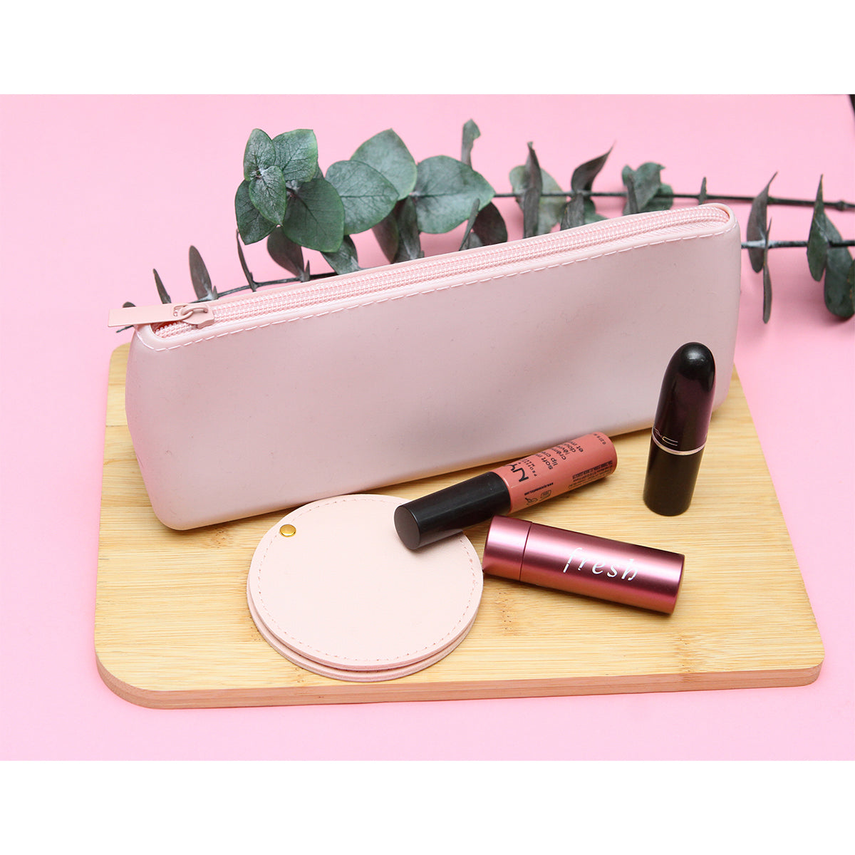 ESCOLARES LAPICERA MENNECY