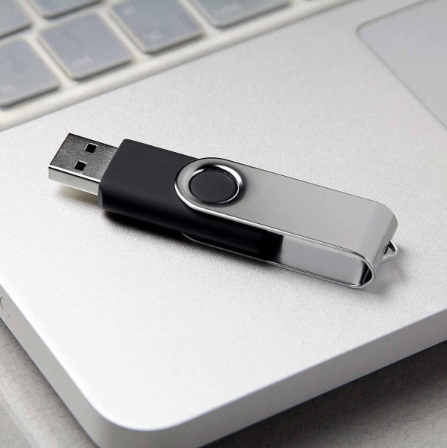 USB SELWIN 16 GB