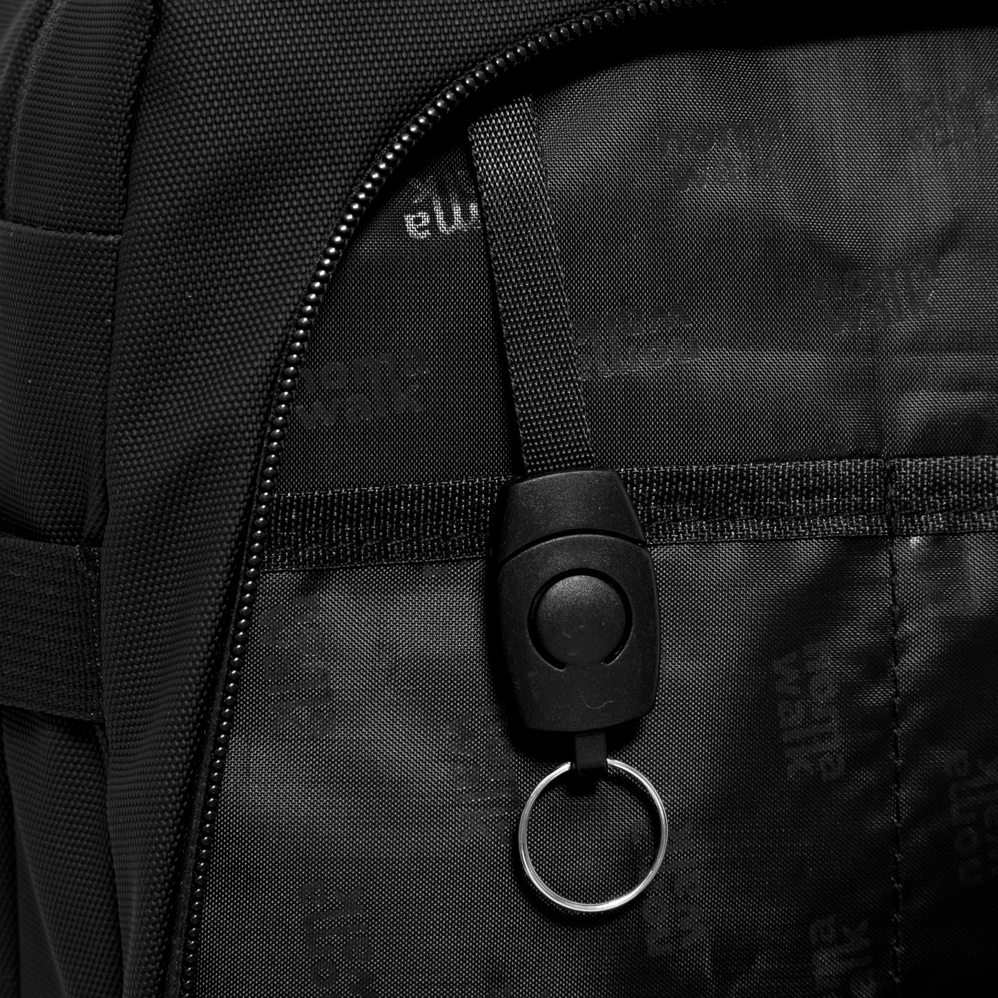 MOCHILA "FORCE 11"